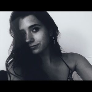 Meet your Posher, Michaela